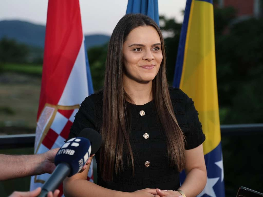 Ljubuski priznanje 2 pinjuh